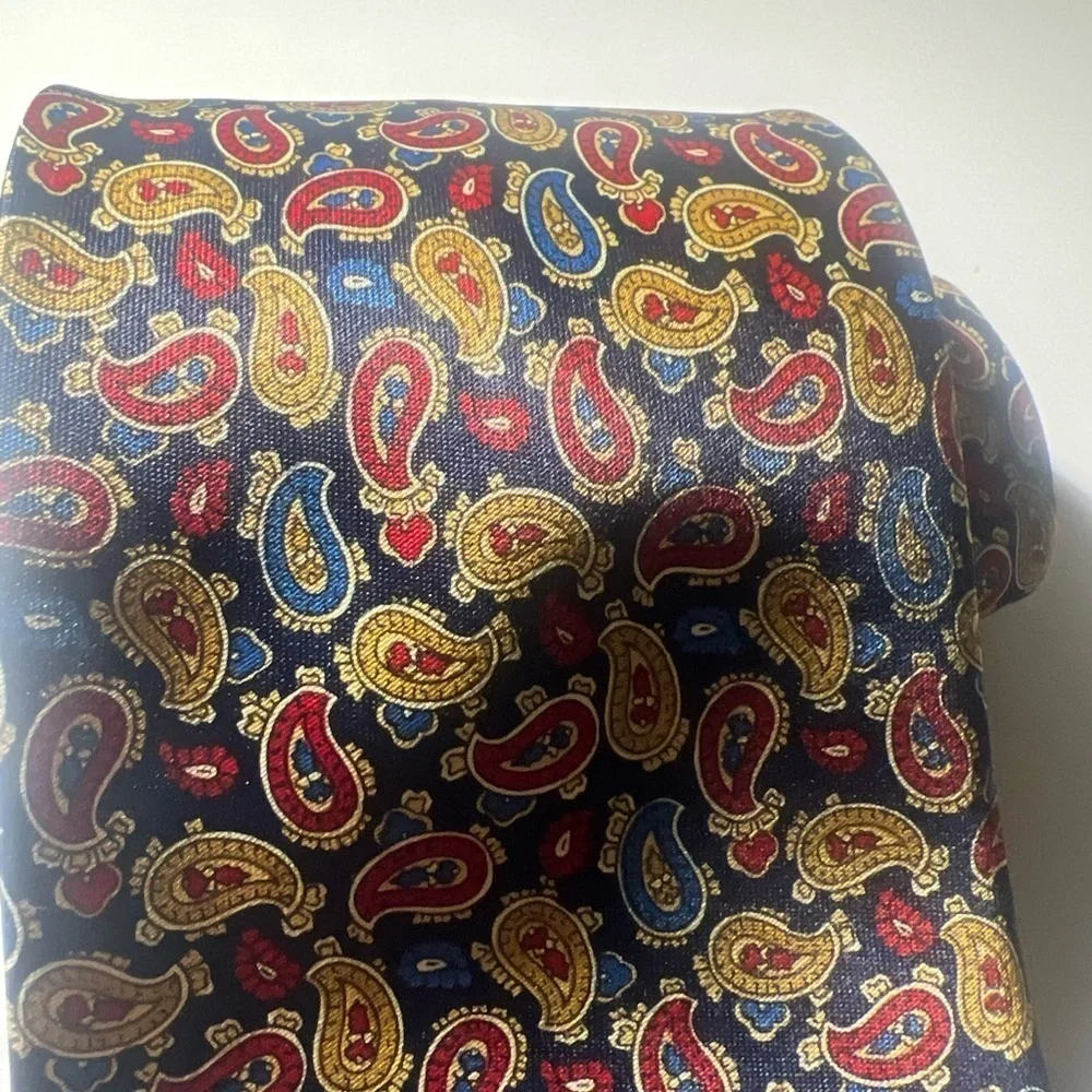 Red and Blue Paisley Silk Tie Korean silk